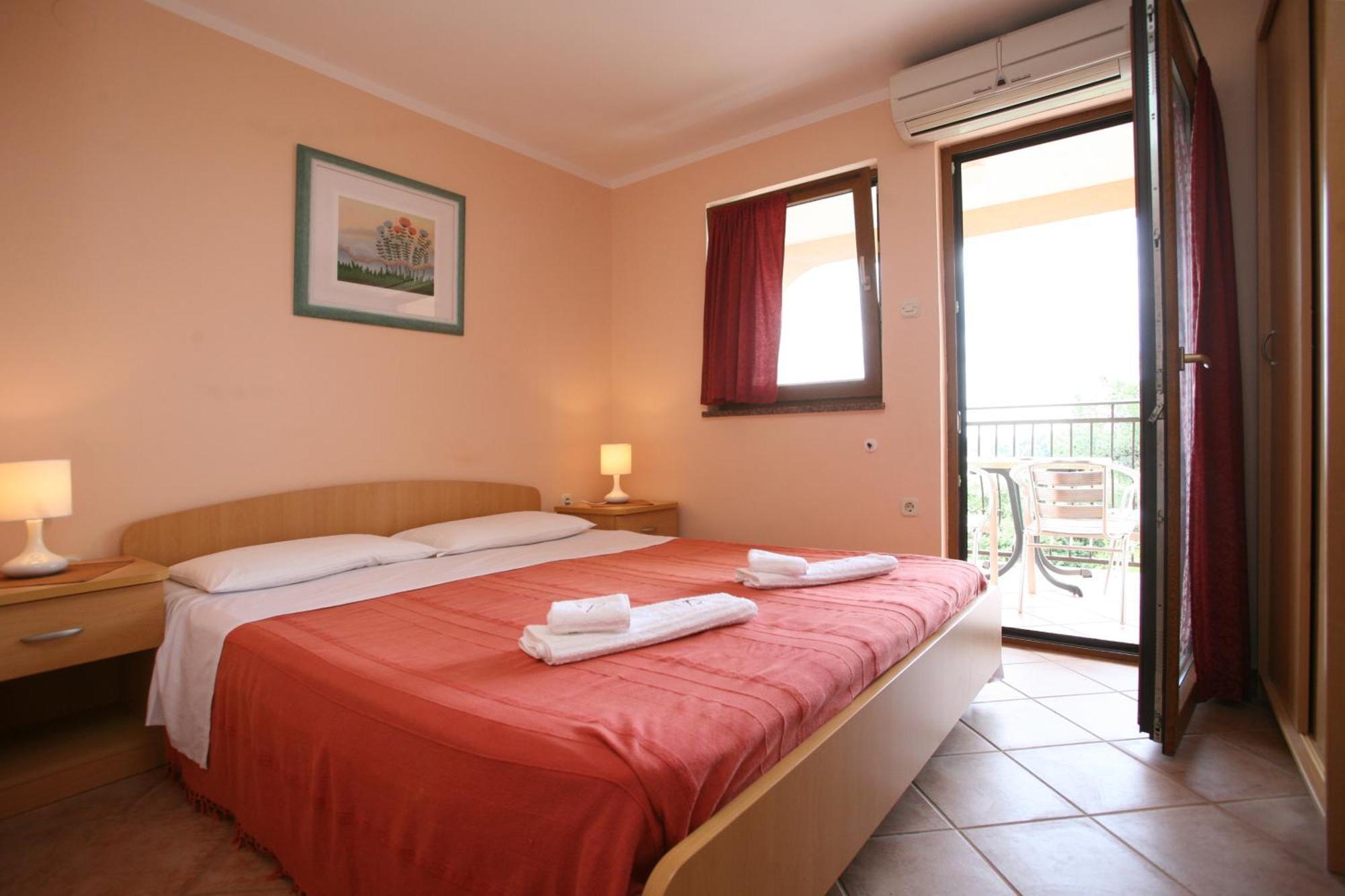 Apartments Neda - Porec South Room photo